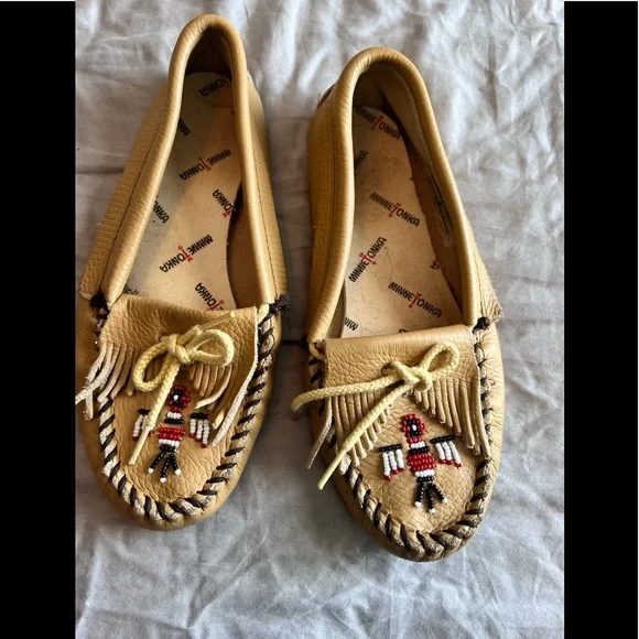 Minnetonka leather moccasins